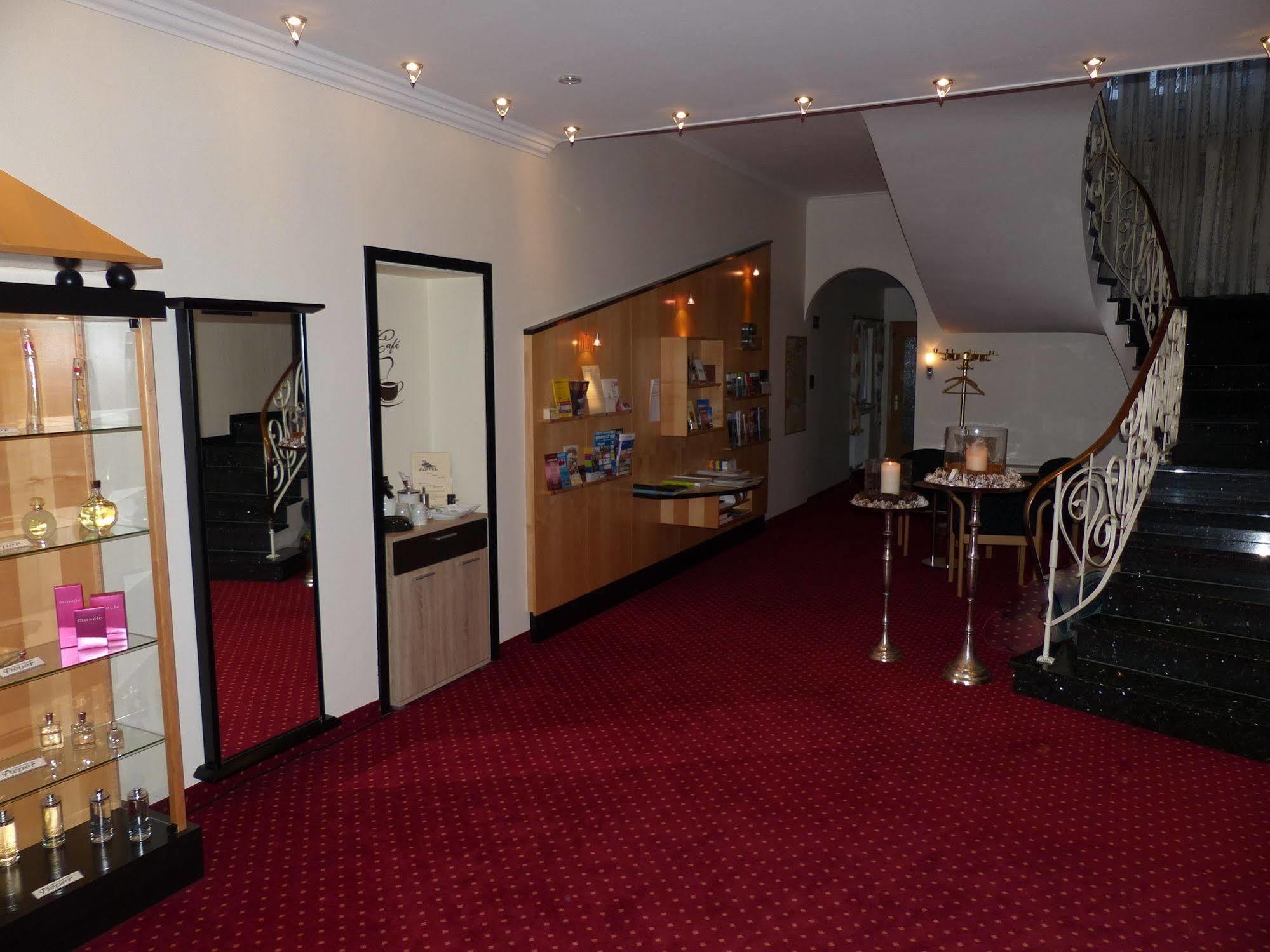 City Hotel By Celina Hagen  Exterior foto