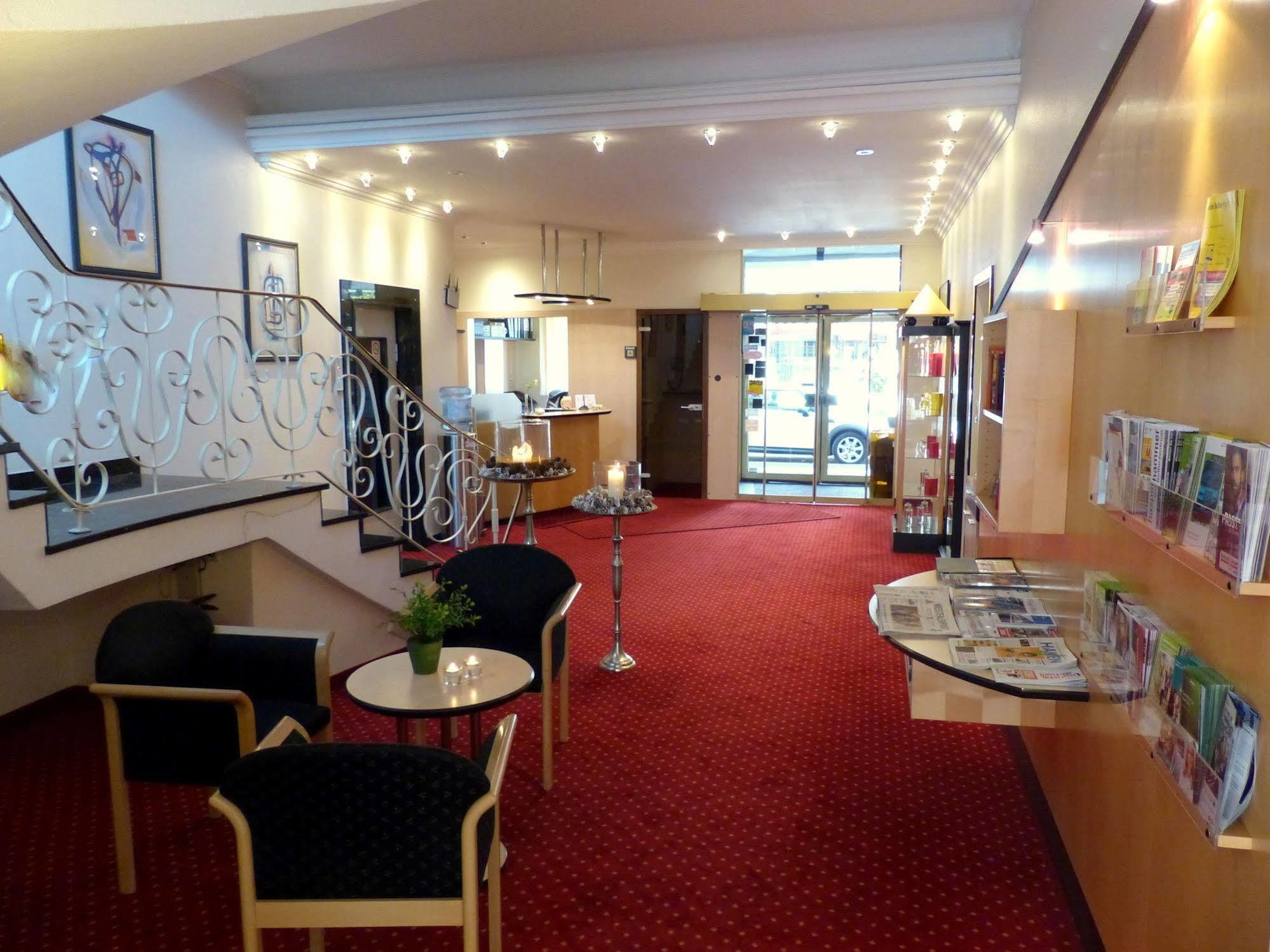 City Hotel By Celina Hagen  Exterior foto